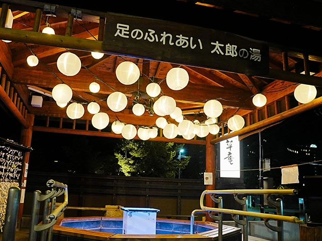 定山渓夏灯路