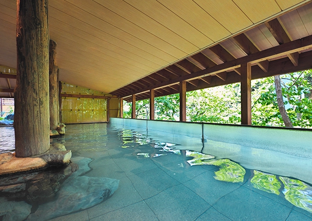 定山渓ビューホテル本館地下1・2階 湯酔郷／露天風呂